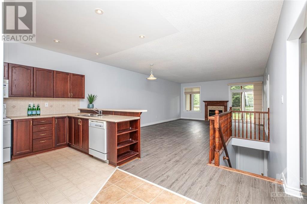 20 Samara Place, Ottawa, Ontario  K2S 2B2 - Photo 4 - 1362713