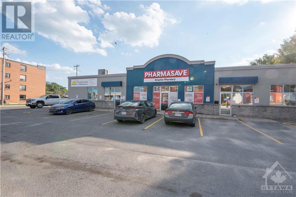 104 ELGIN STREET W, arnprior, Ontario