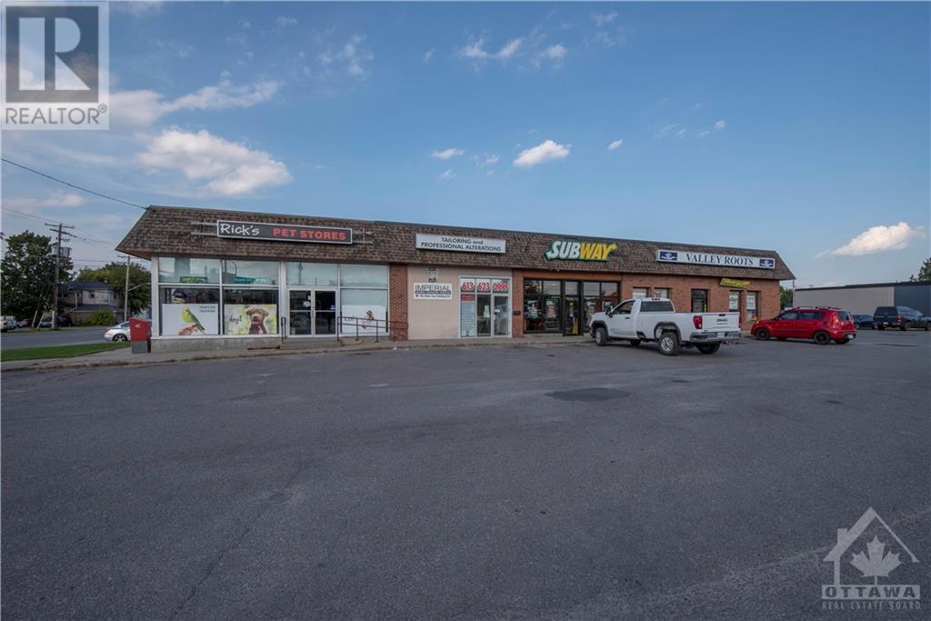 100 MADAWASKA BOULEVARD, arnprior, Ontario