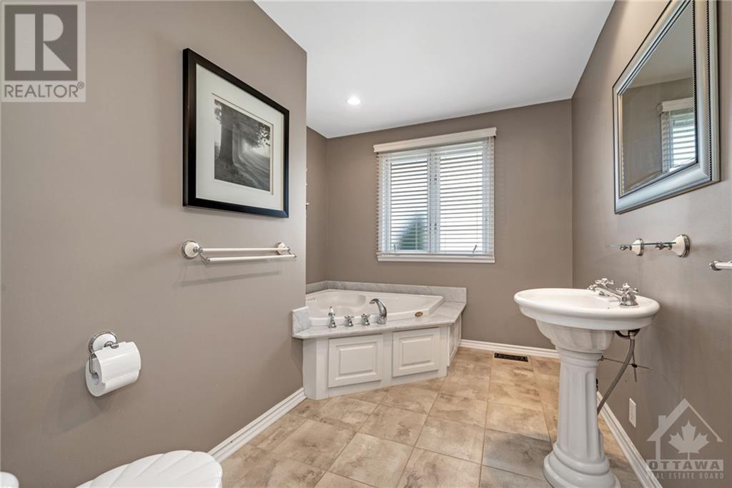 1474 Rosebella Avenue, Ottawa, Ontario  K1T 1E6 - Photo 15 - 1362128