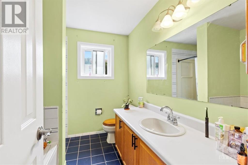 122 Wendler Terrace, Ottawa, Ontario  K1E 3R2 - Photo 19 - 1362164