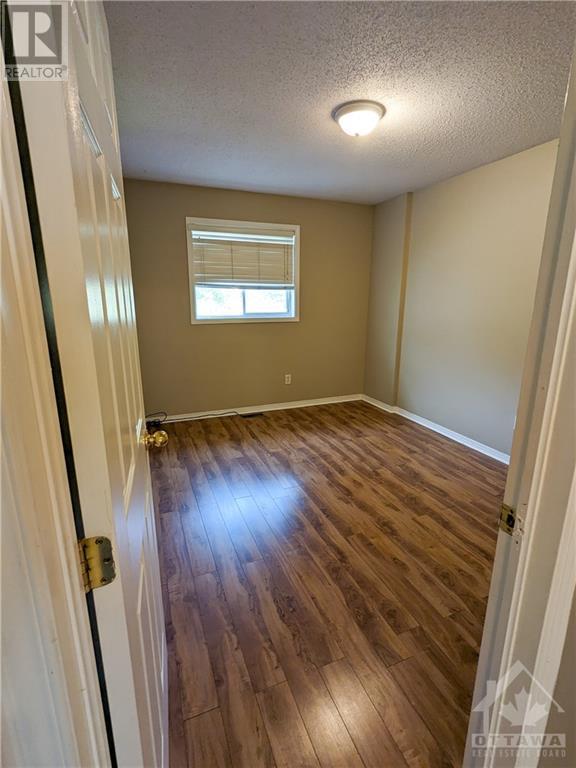 25 Carwood Circle, Ottawa, Ontario  K1K 4V3 - Photo 6 - 1362762