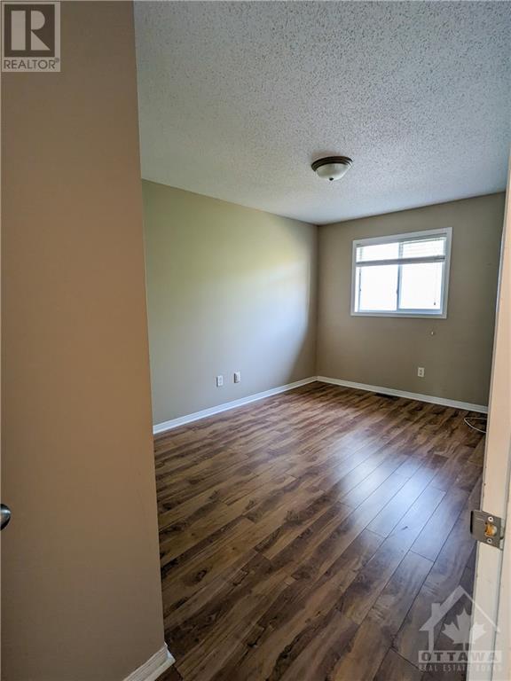 25 Carwood Circle, Ottawa, Ontario  K1K 4V3 - Photo 7 - 1362762