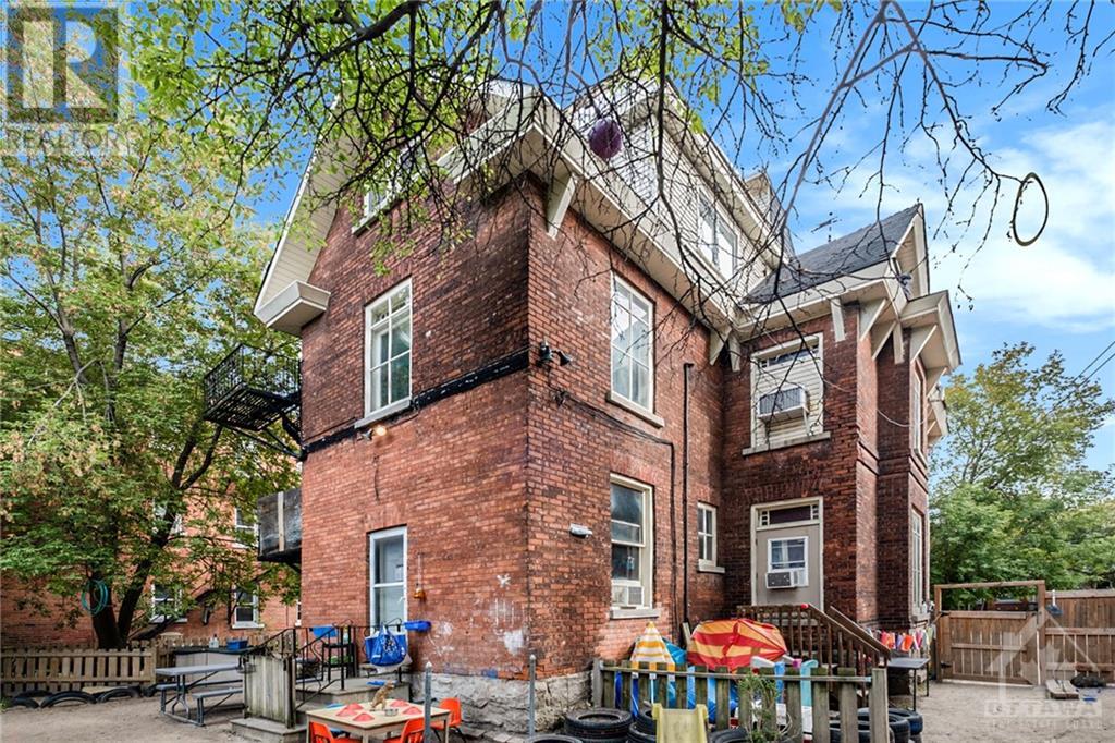 79 Florence Street, Ottawa, Ontario  K1R 5N1 - Photo 2 - 1359356