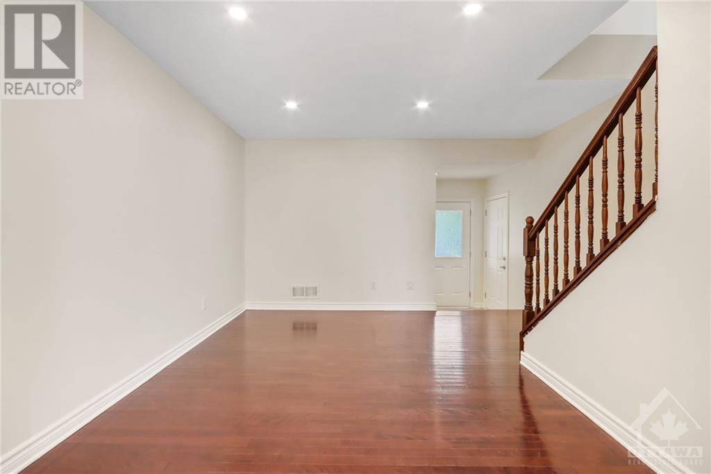 637 Paul Metivier Drive, Ottawa, Ontario  K2J 0Y2 - Photo 4 - 1362273