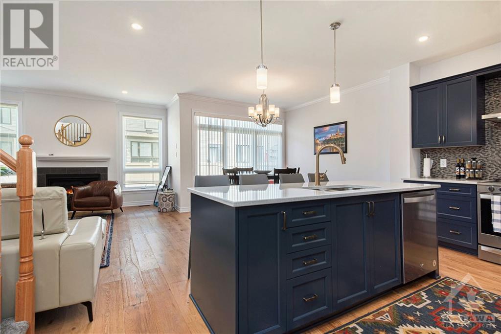 555 Bobolink Ridge, Ottawa, Ontario  K2S 2P2 - Photo 5 - 1362830