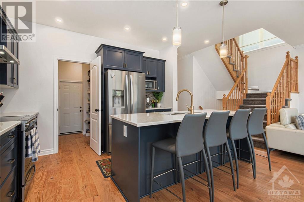 555 Bobolink Ridge, Ottawa, Ontario  K2S 2P2 - Photo 6 - 1362830