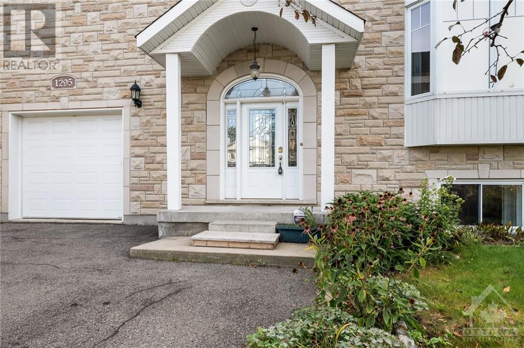 1295 Joseph Drouin Avenue, Orleans, Ontario  K1C 7B1 - Photo 2 - 1362804