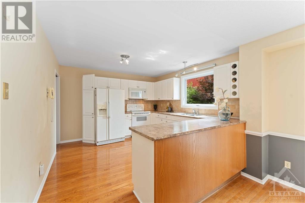 2741 Massicotte Lane, Ottawa, Ontario  K1T 3G9 - Photo 8 - 1362791