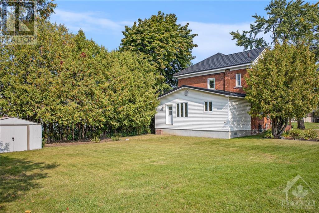 46 Condie Street, Smiths Falls, Ontario  K7A 2T5 - Photo 4 - 1362773