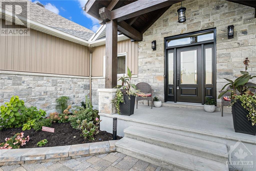 272 St Thomas Road, Vars, Ontario  K0A 3H0 - Photo 3 - 1362780