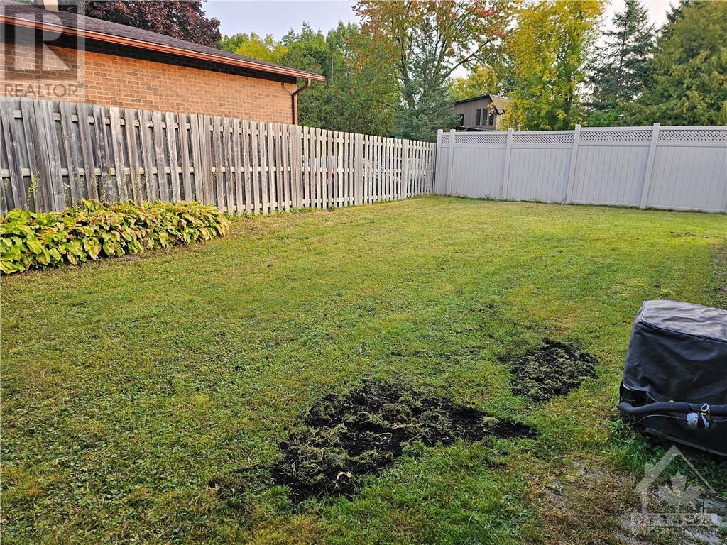 1 Marcasite Road, Ottawa, Ontario  K2L 4C5 - Photo 25 - 1362828