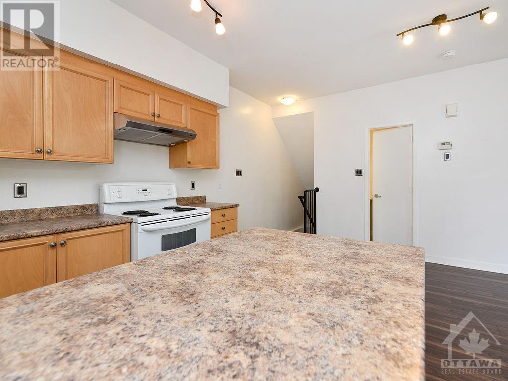 416 Nepean Street W Unit#416a, Ottawa, Ontario  K1R 5G7 - Photo 13 - 1361356