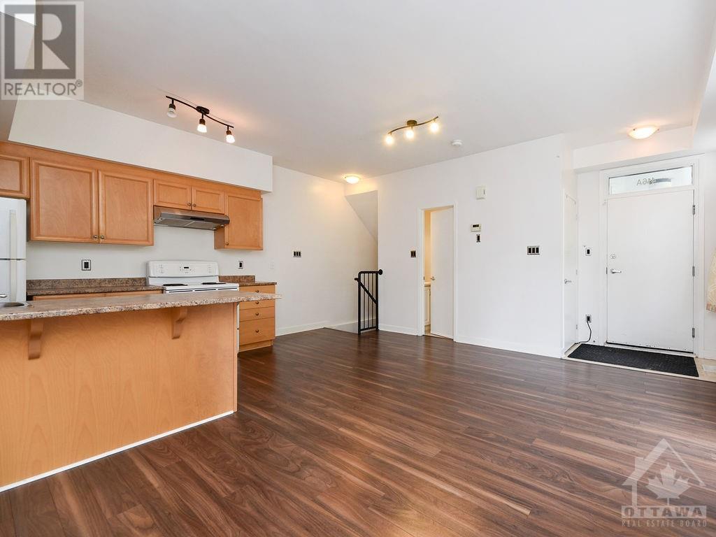 416 Nepean Street W Unit#416a, Ottawa, Ontario  K1R 5G7 - Photo 8 - 1361356