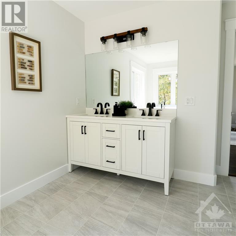 1079 Perth N Road, Westport, Ontario  K0G 1X0 - Photo 12 - 1362856