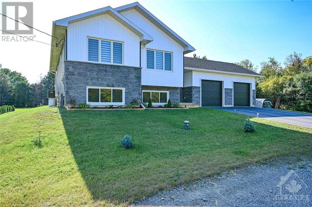 9 Centre Street, Jasper, Ontario  K0G 1G0 - Photo 2 - 1363067
