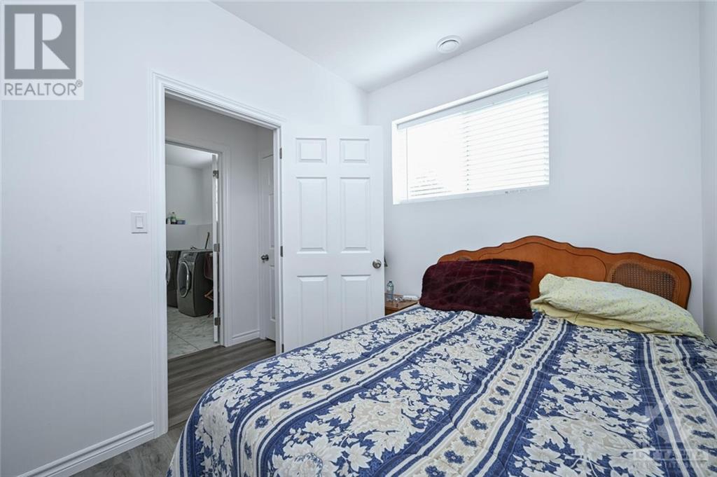 9 Centre Street, Jasper, Ontario  K0G 1G0 - Photo 21 - 1363067