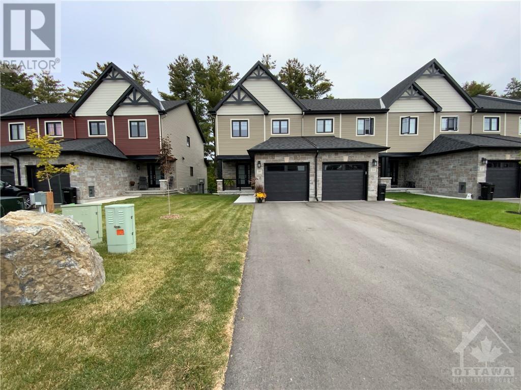 209 DION AVENUE, rockland, Ontario