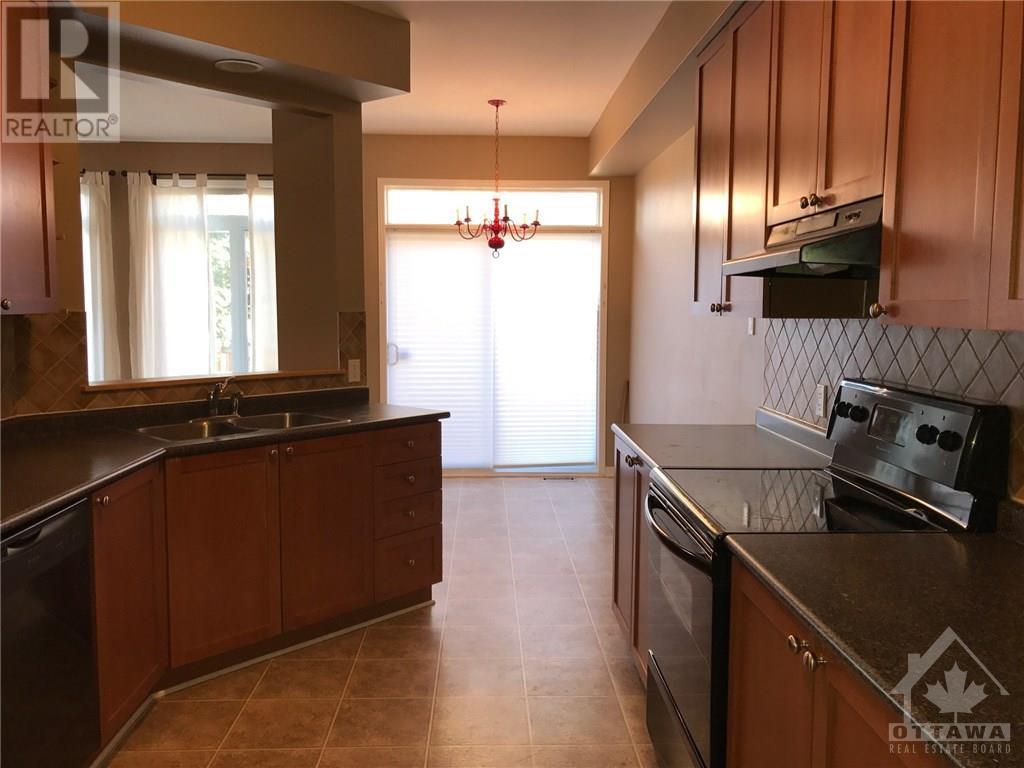3628 Downpatrick Road, Ottawa, Ontario  K1V 8Y9 - Photo 5 - 1363249