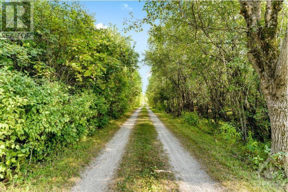 105 Rathwell Road, Perth, Ontario  K7H 3C7 - Photo 3 - 1363257