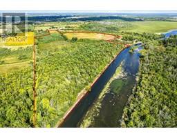 105 RATHWELL ROAD, perth, Ontario