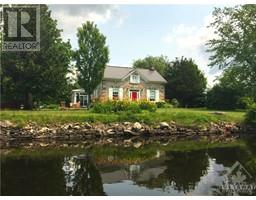 105 RATHWELL ROAD, perth, Ontario