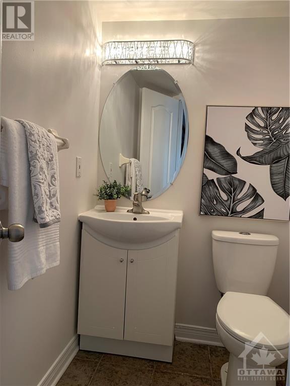151 Thornbury Crescent, Nepean, Ontario  K2G 6C3 - Photo 3 - 1363266
