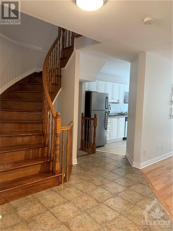 151 Thornbury Crescent, Nepean, Ontario  K2G 6C3 - Photo 4 - 1363266