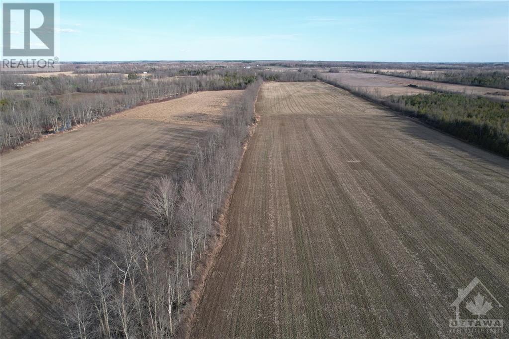 721 Mcfarlane Road, Oxford Mills, Ontario  K0G 1S0 - Photo 5 - 1362357