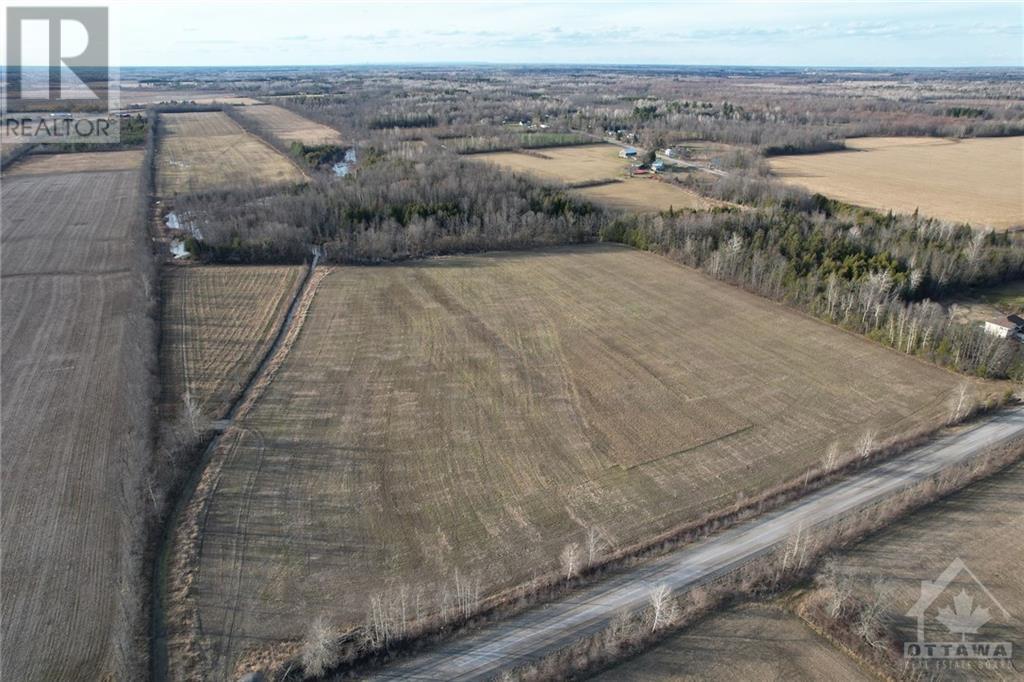 721 Mcfarlane Road, Oxford Mills, Ontario  K0G 1S0 - Photo 8 - 1362357