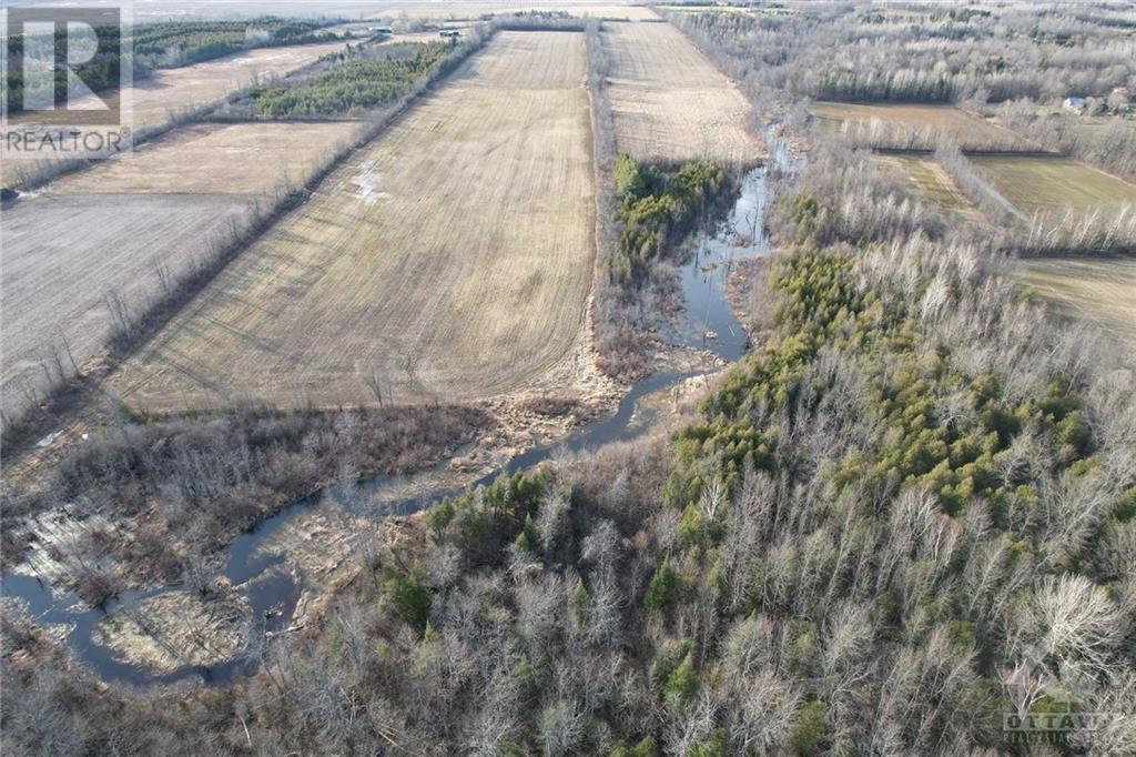 721 Mcfarlane Road, Oxford Mills, Ontario  K0G 1S0 - Photo 9 - 1362357