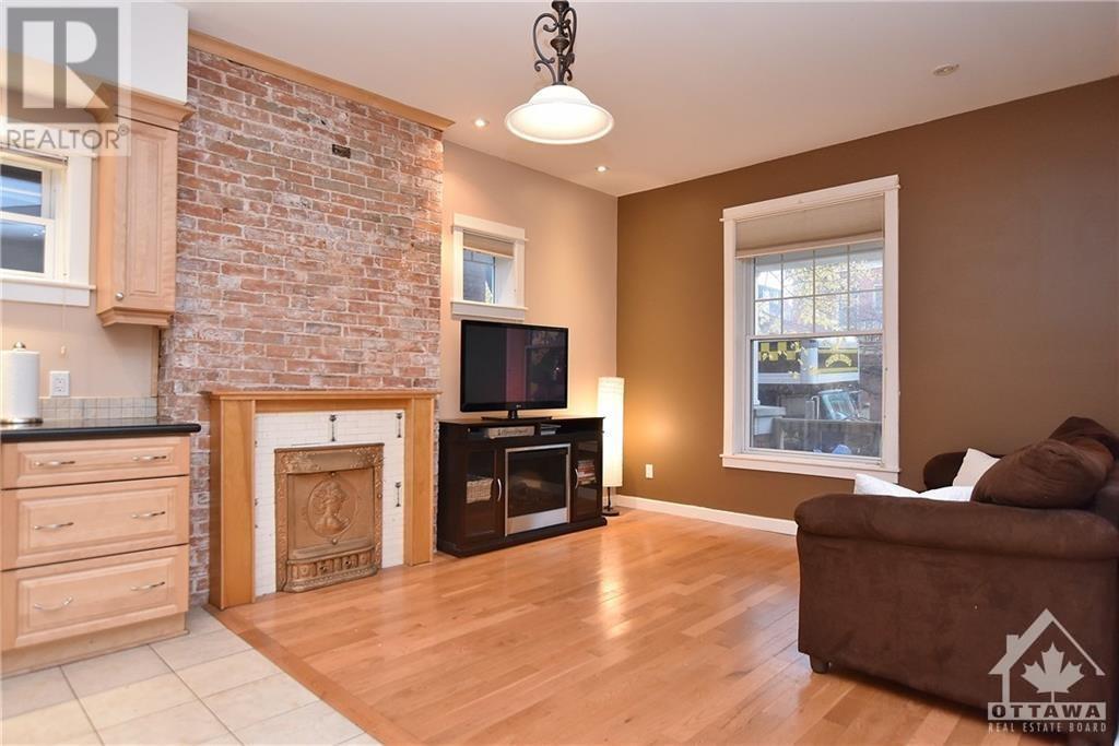 736 Cooper Street, Ottawa, Ontario  K1R 5J6 - Photo 4 - 1362788