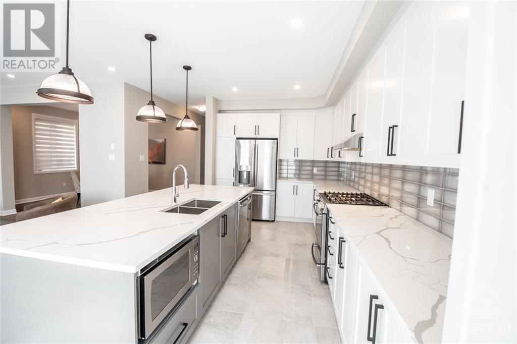 243 Alex Polowin Avenue, Nepean, Ontario  K2J 6S3 - Photo 4 - 1362610