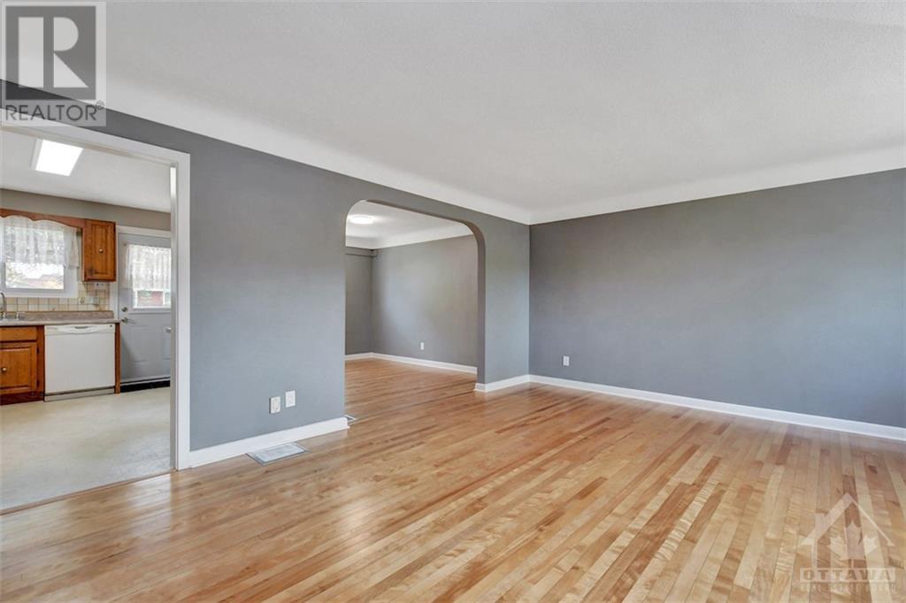 1841 Botsford Street S, Ottawa, Ontario  K1G 1N6 - Photo 3 - 1363336