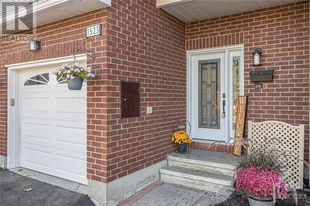1523 Briarfield Crescent, Orleans, Ontario  K4A 1Z9 - Photo 4 - 1363302