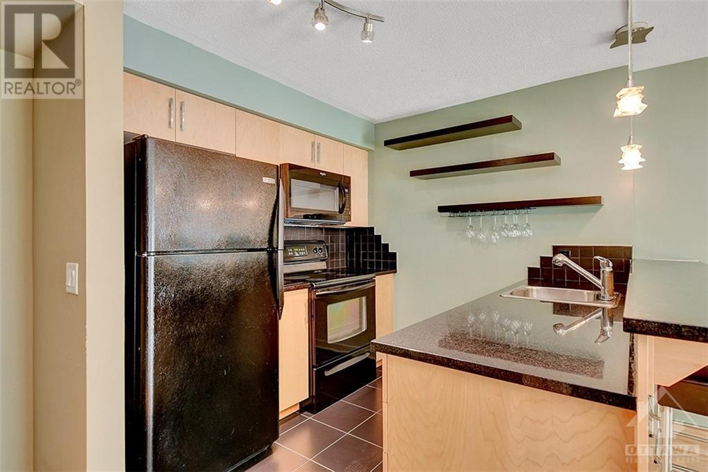 138 Somerset Street W Unit#805, Ottawa, Ontario  K2P 0A3 - Photo 5 - 1363785