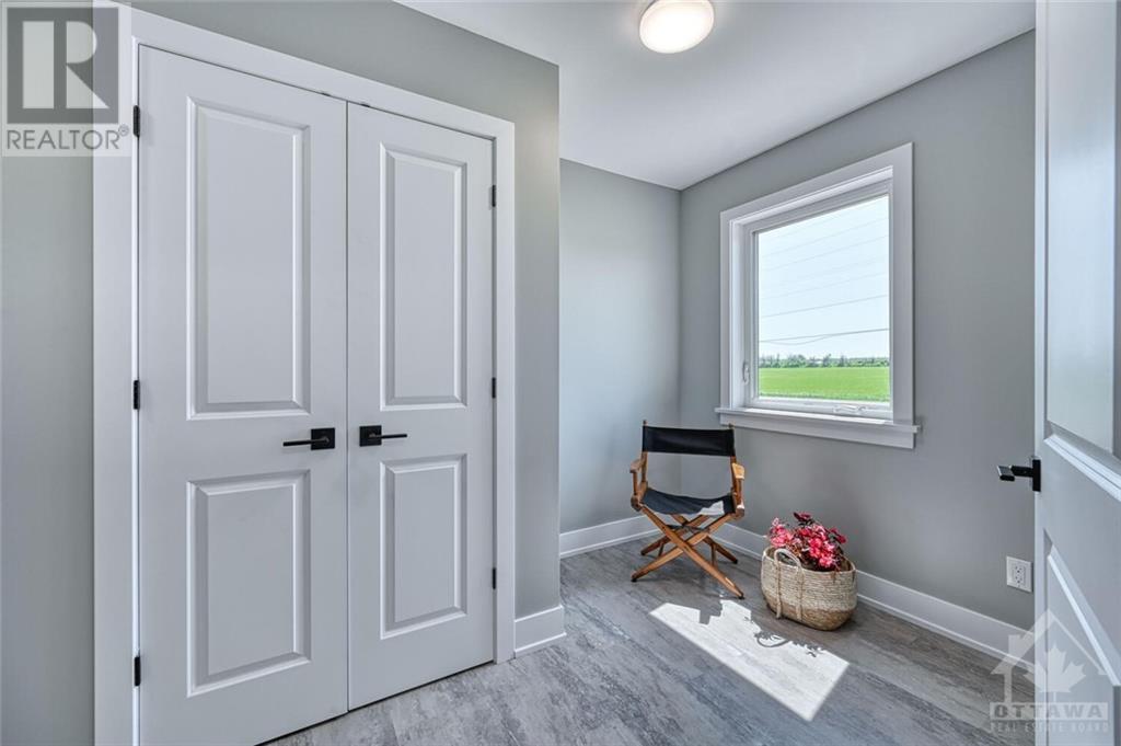 233 South Gower Drive, Kemptville, Ontario  K0G 1J0 - Photo 3 - 1363805