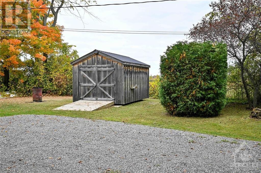 664 Kitley Line 2 Road, Jasper, Ontario  K0G 1G0 - Photo 22 - 1363749