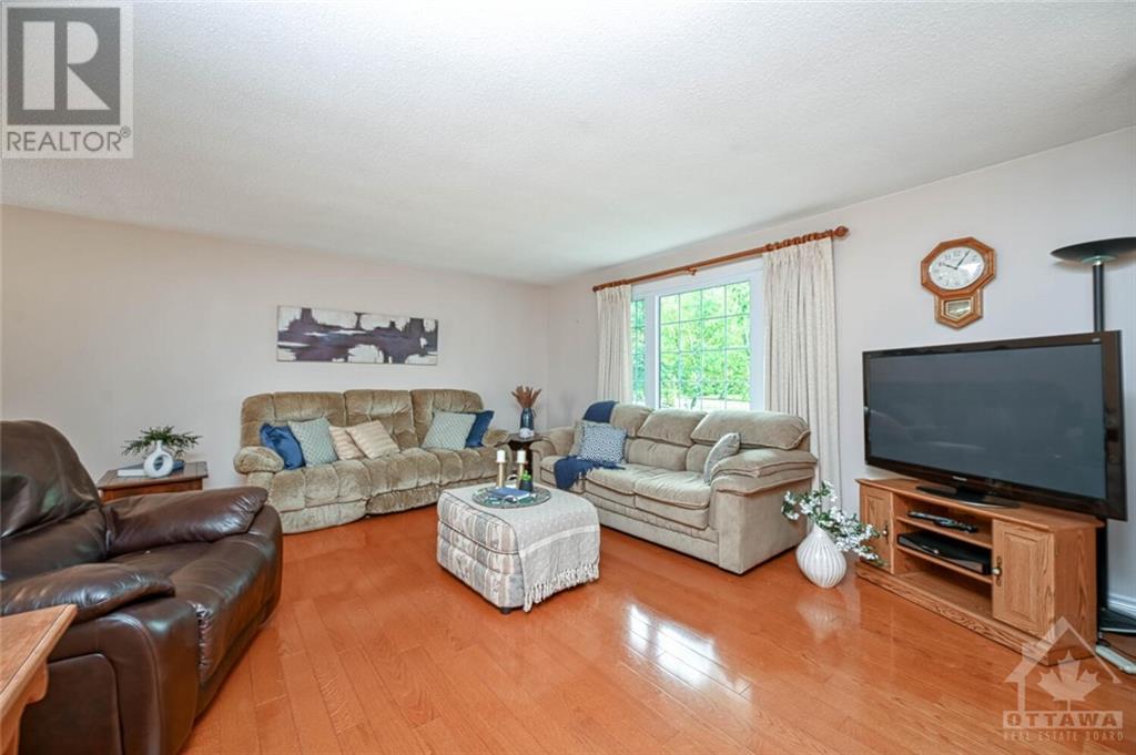 664 Kitley Line 2 Road, Jasper, Ontario  K0G 1G0 - Photo 4 - 1363749