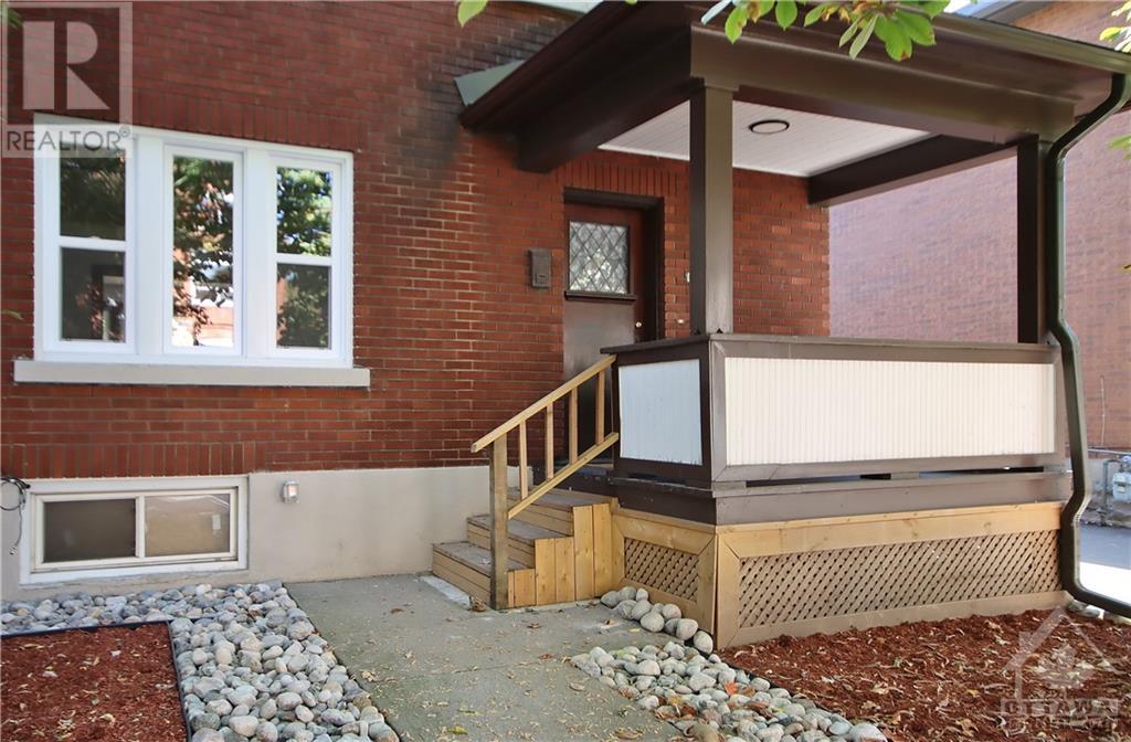 298 Waverley Street, Ottawa, Ontario  K2P 0W3 - Photo 2 - 1363283