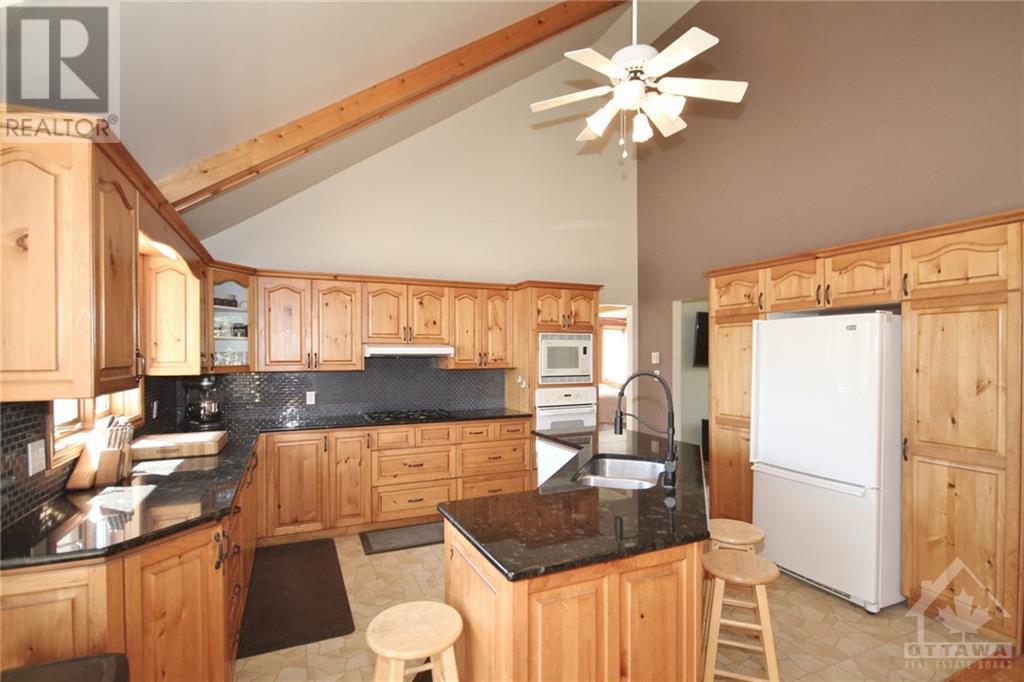 9601 Hall Road, North Augusta, Ontario  K0G 1R0 - Photo 6 - 1363115