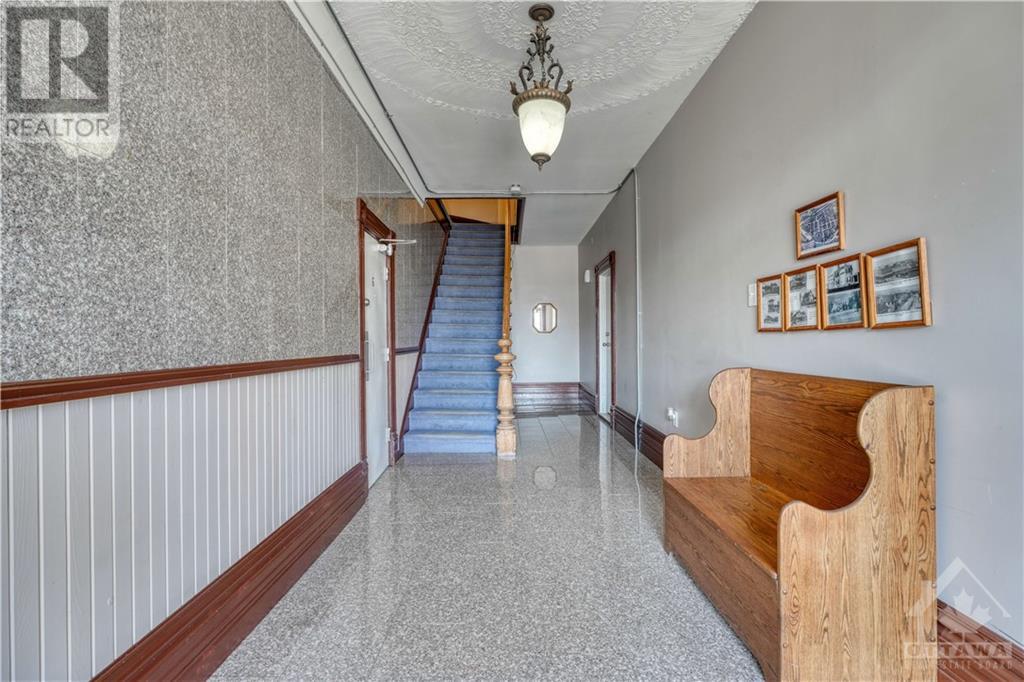 2084 Dundas Street, Cardinal, Ontario  K0E 1E0 - Photo 4 - 1362955