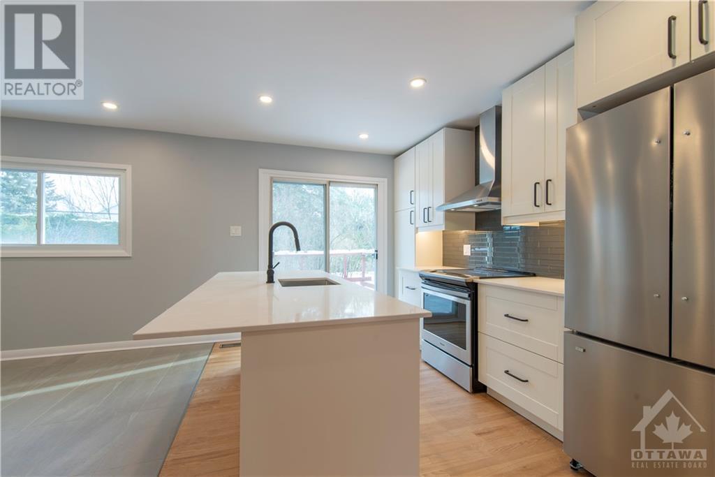 22 River Bend Drive, Ottawa, Ontario  K2H 5G8 - Photo 5 - 1363962