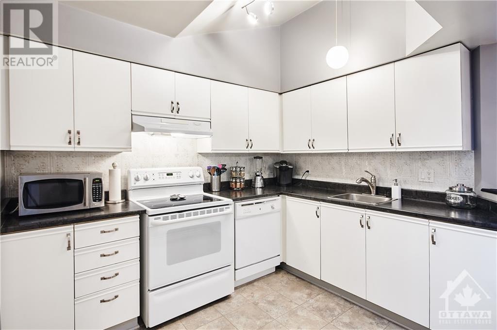 209c Woodfield Drive, Ottawa, Ontario  K2G 4P2 - Photo 12 - 1362881