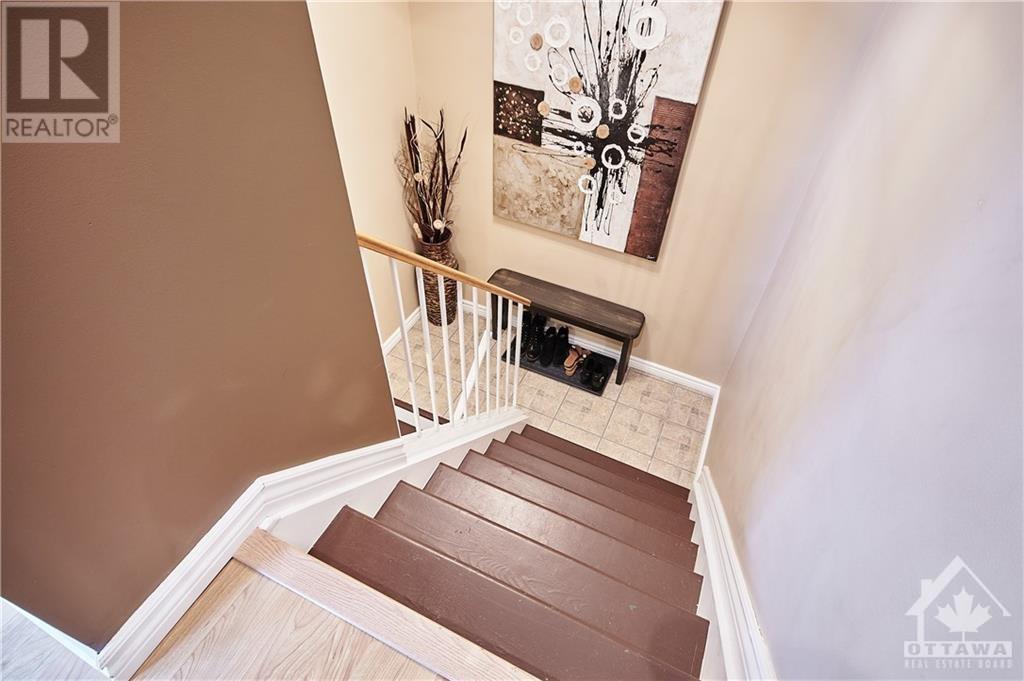 209c Woodfield Drive, Ottawa, Ontario  K2G 4P2 - Photo 3 - 1362881
