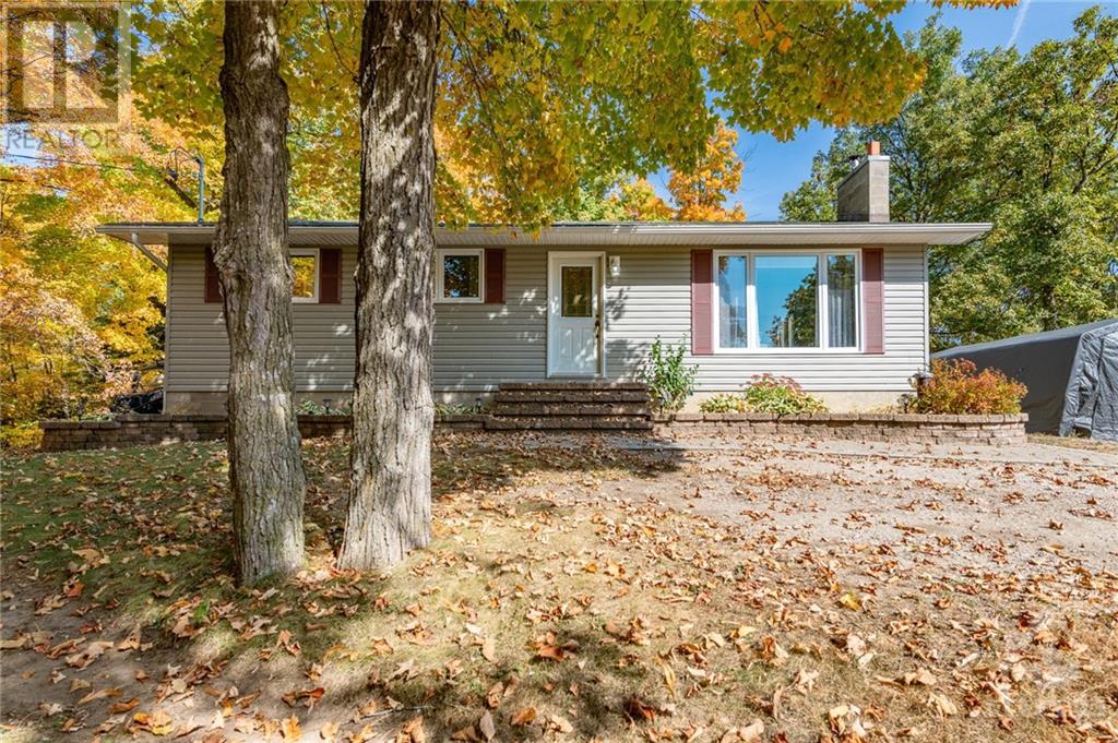 1118 FRANCIS STREET, calabogie, Ontario
