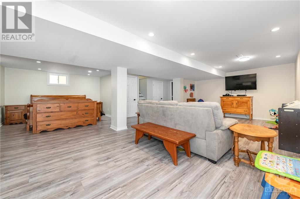 1118 Francis Street, Calabogie, Ontario  K0J 1H0 - Photo 12 - 1363764