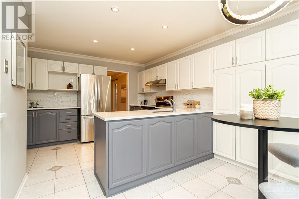 11 Dossetter Way, Ottawa, Ontario  K1G 4R8 - Photo 12 - 1363776