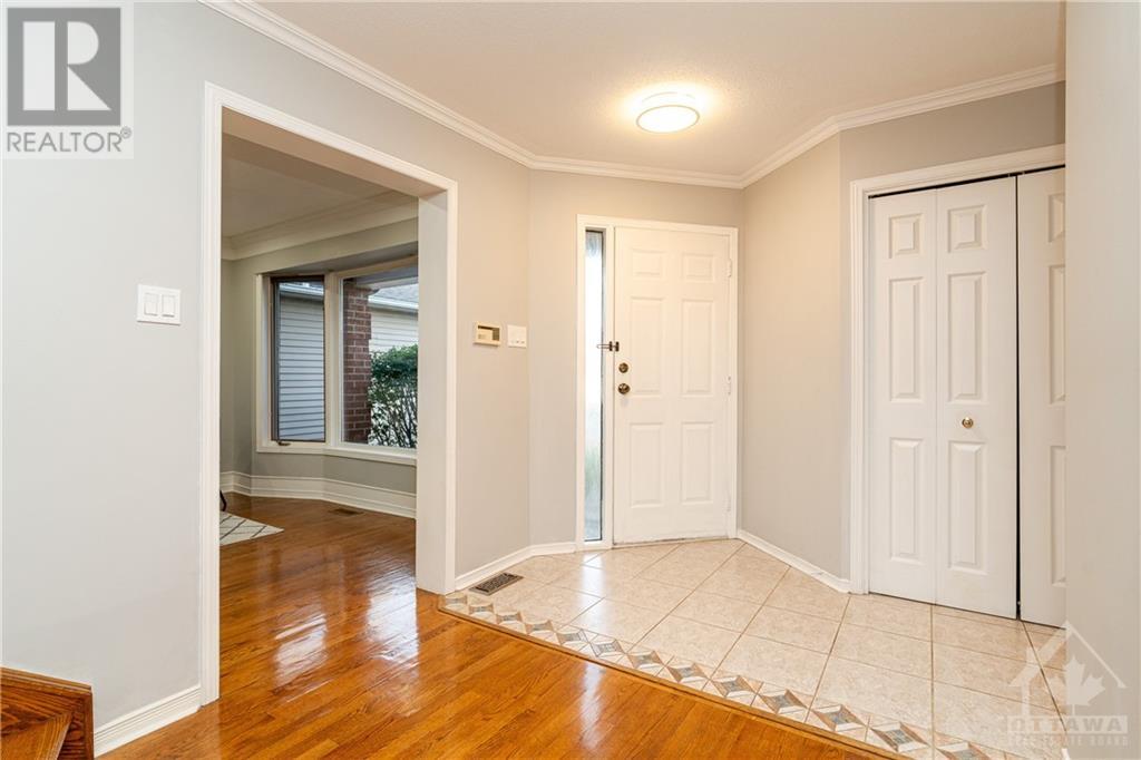 11 Dossetter Way, Ottawa, Ontario  K1G 4R8 - Photo 4 - 1363776