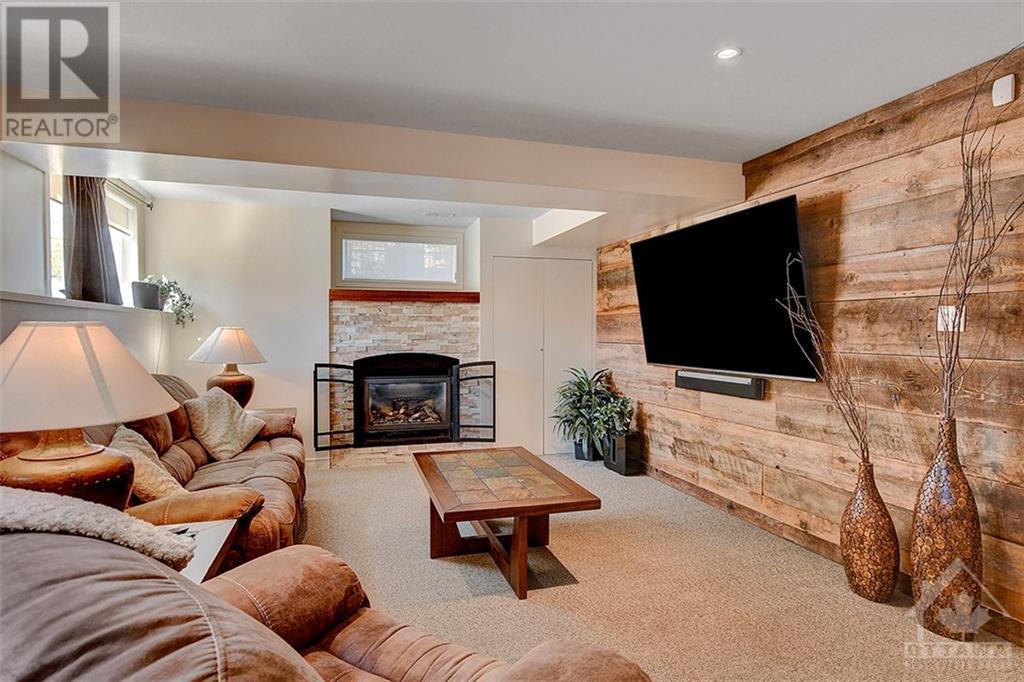 375 Ridgeside Farm Drive, Kanata, Ontario  K2W 1H3 - Photo 18 - 1363771